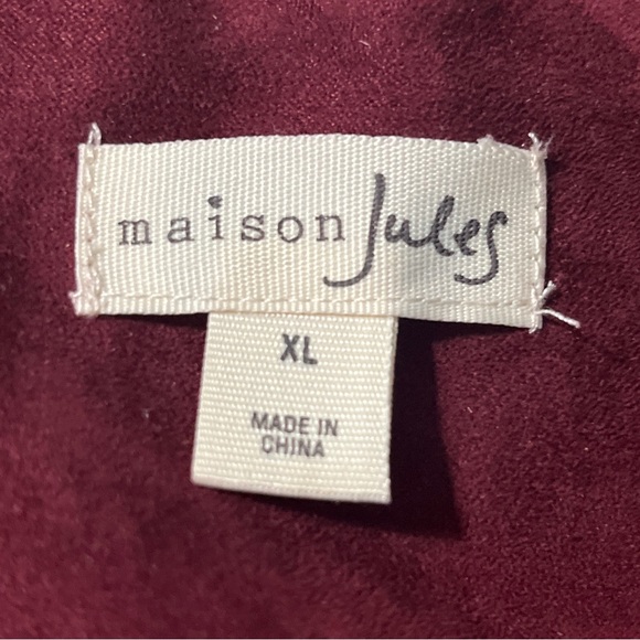 Maison Jules XL Women's Faux Suede Moto Jacket Maroon With Gold Zippers - Picture 8 of 12